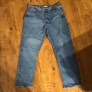 Levi’s wedgie straight jeans
